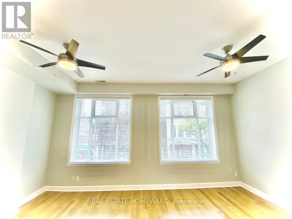2 - 546 QUEEN STREET W