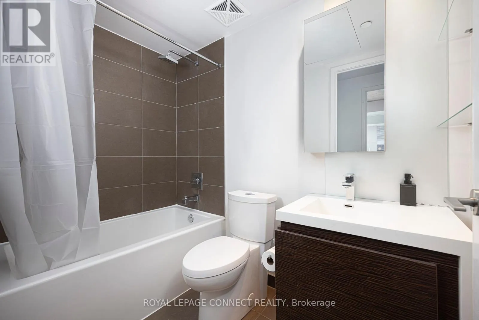 323 - 1030 KING STREET W