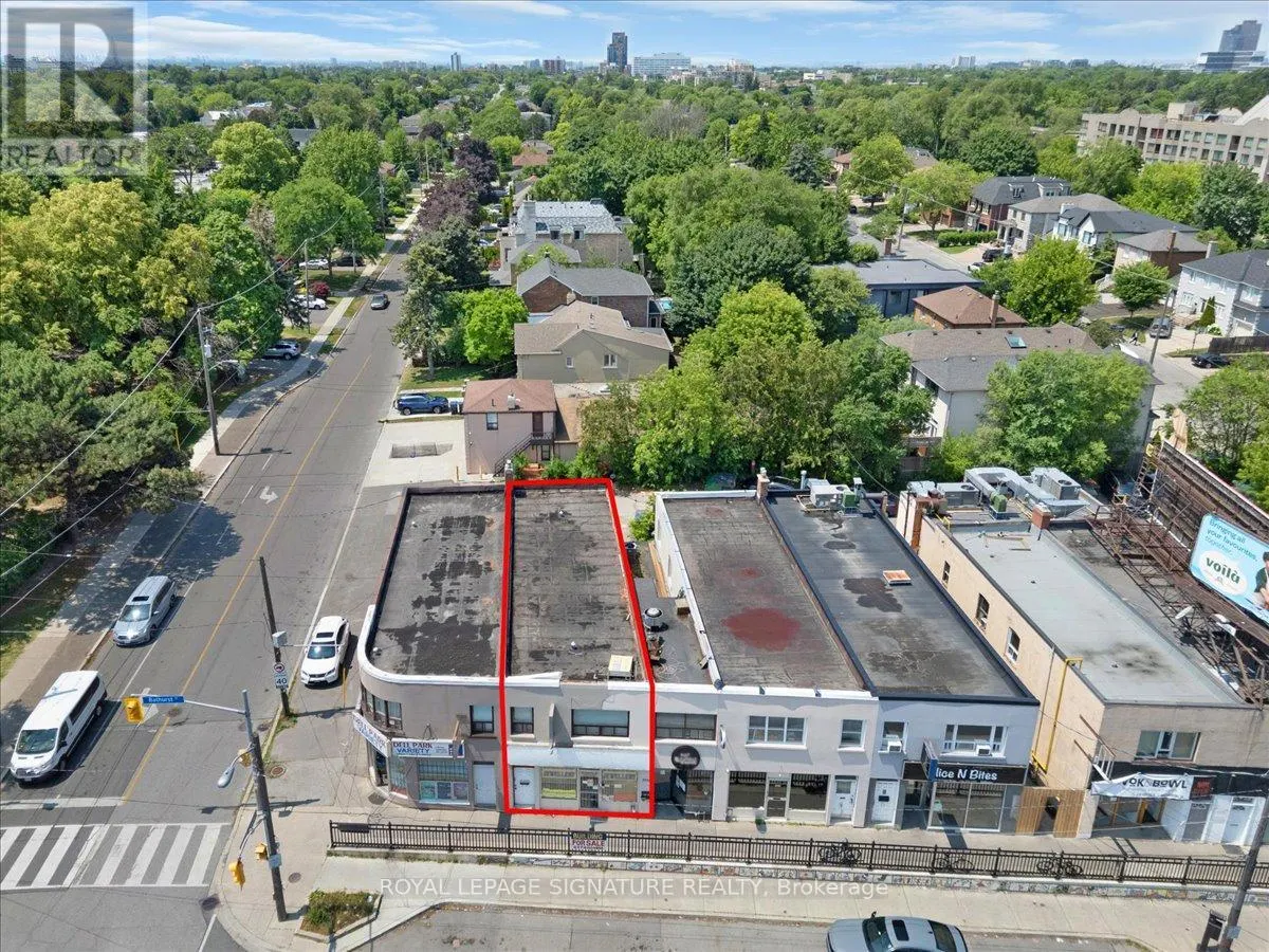 3016 BATHURST STREET