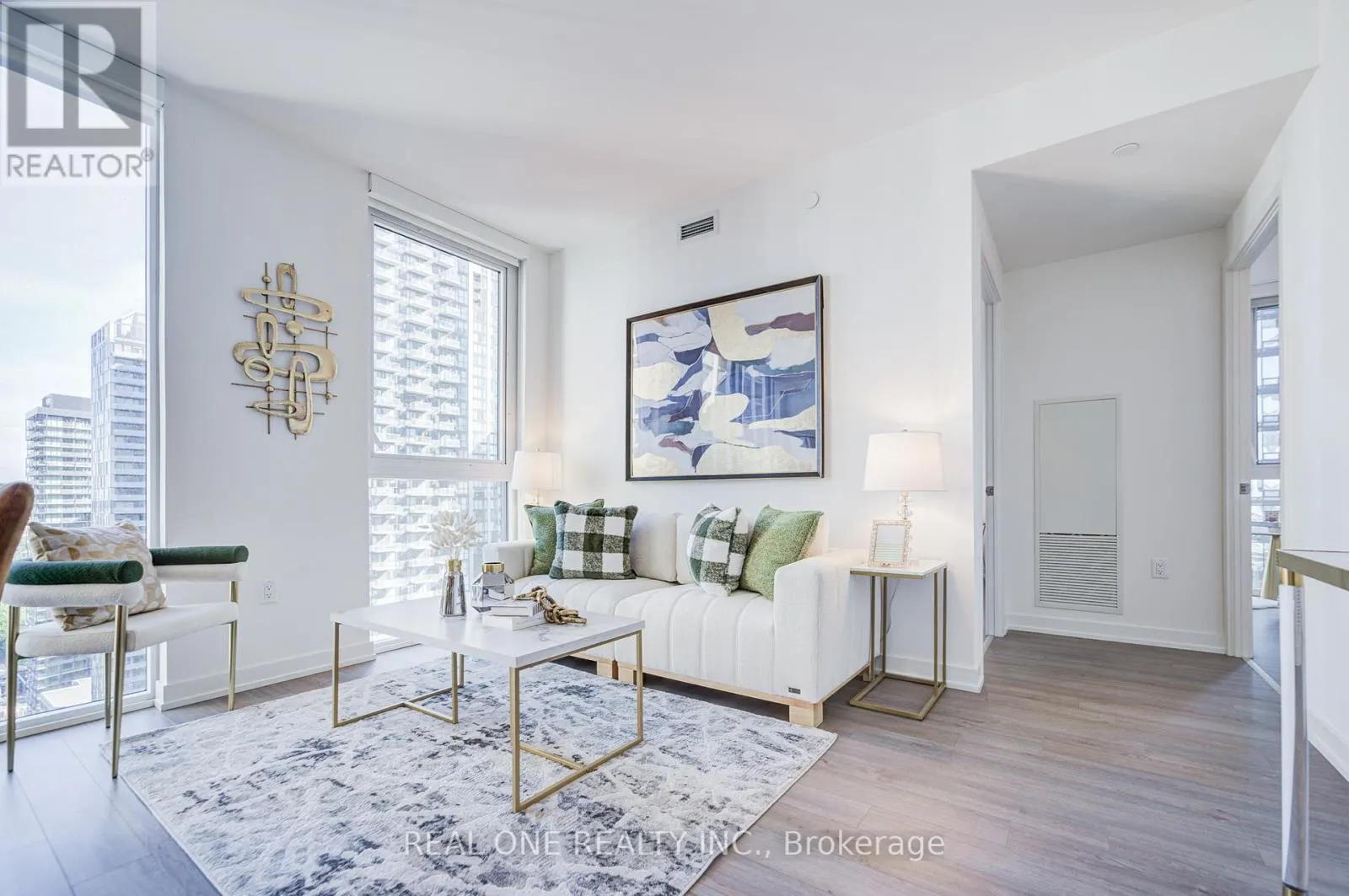 2803 - 357 KING STREET W