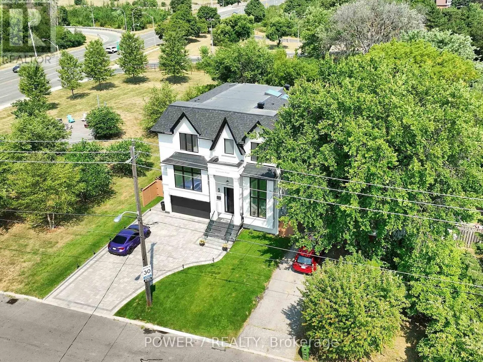 34 DRESDEN ROAD