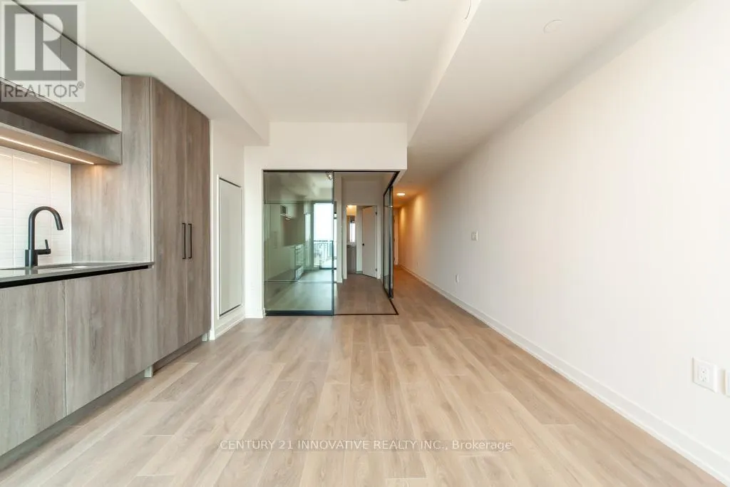 1206 - 181 STERLING ROAD