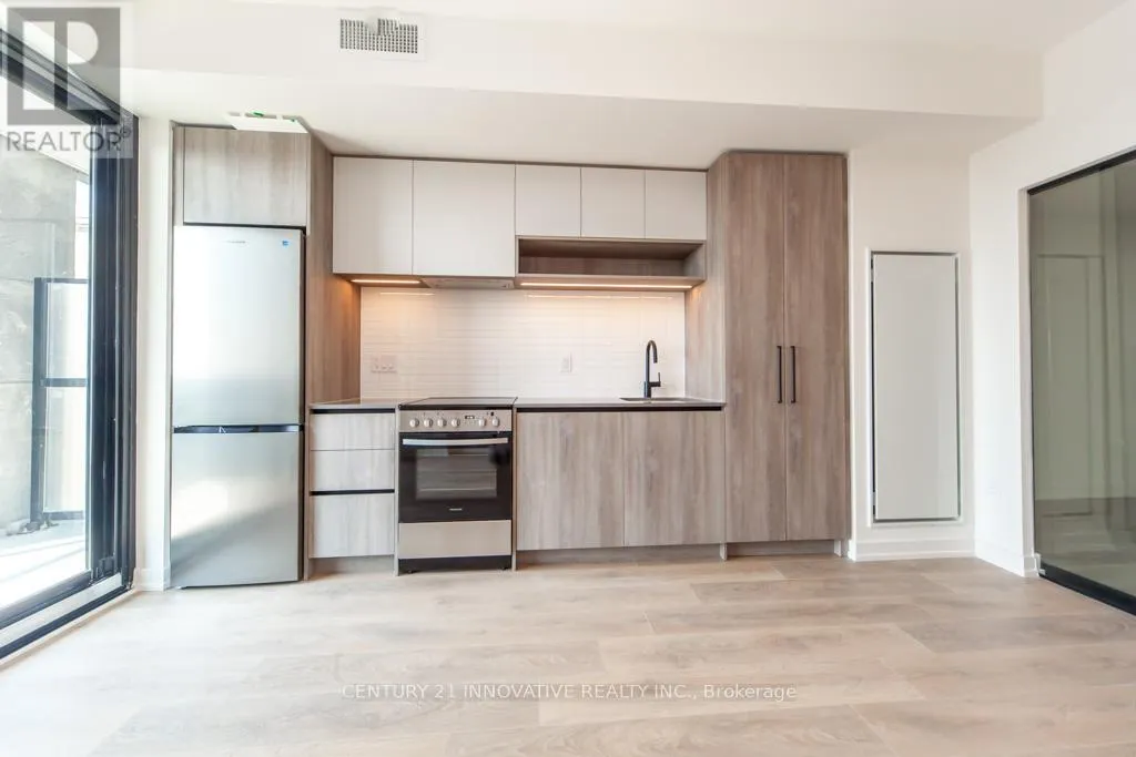 1206 - 181 STERLING ROAD