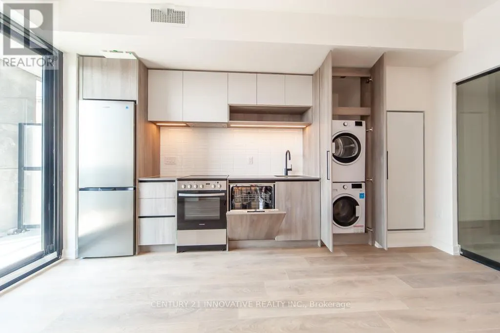 1206 - 181 STERLING ROAD