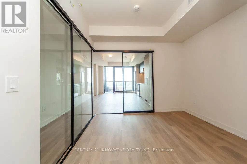 1406 - 181 STERLING ROAD