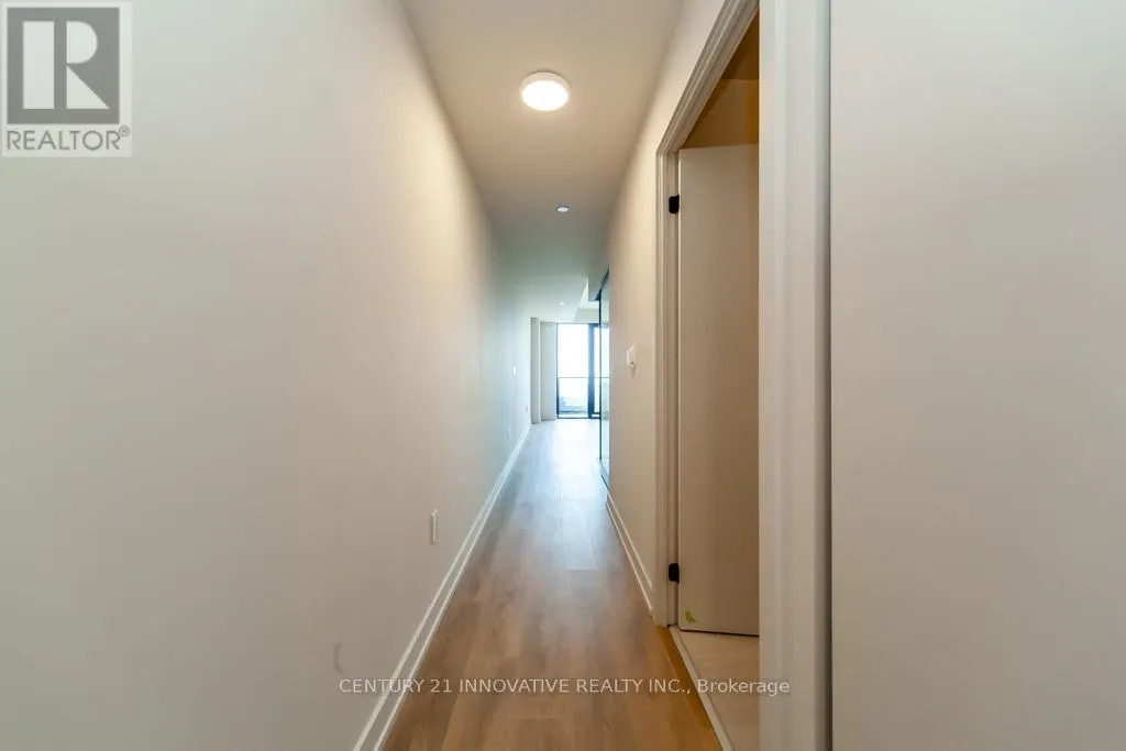 1406 - 181 STERLING ROAD