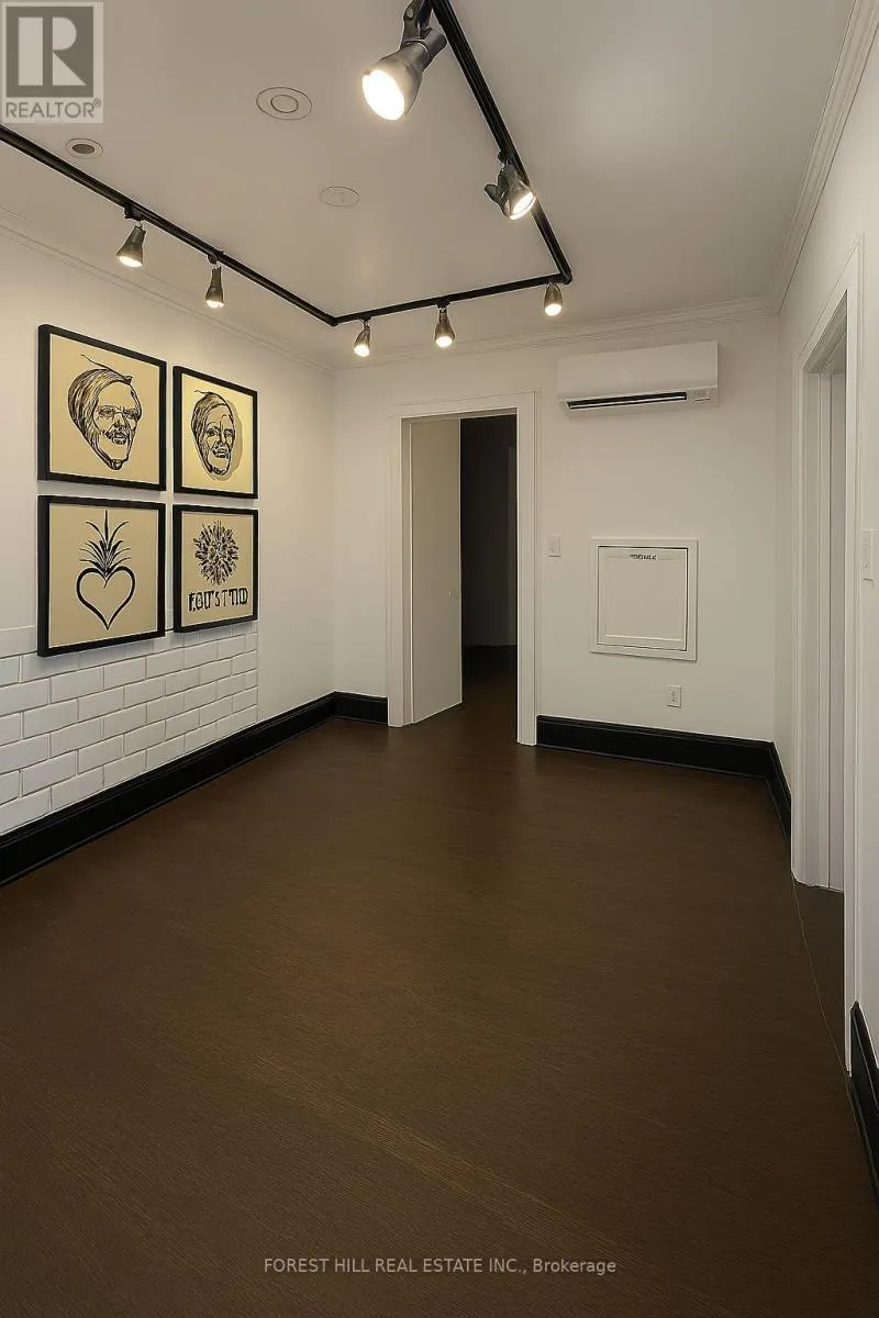 2ND FLR - 216 OSSINGTON AVENUE
