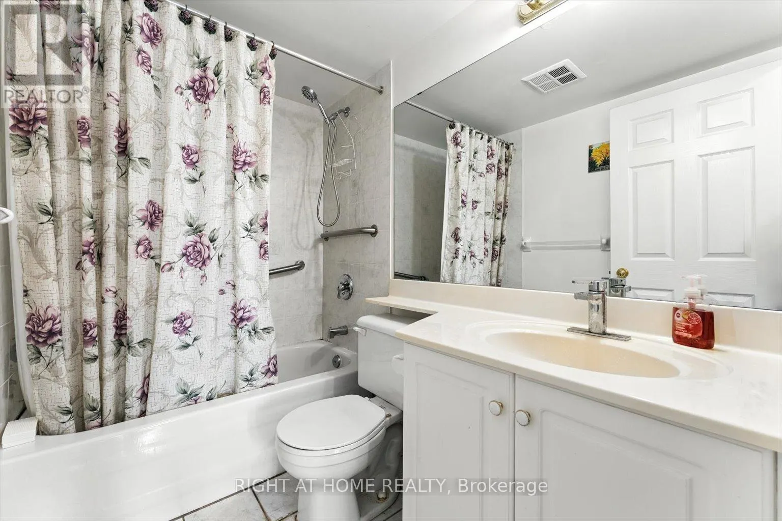 308 - 23 LORRAINE DRIVE