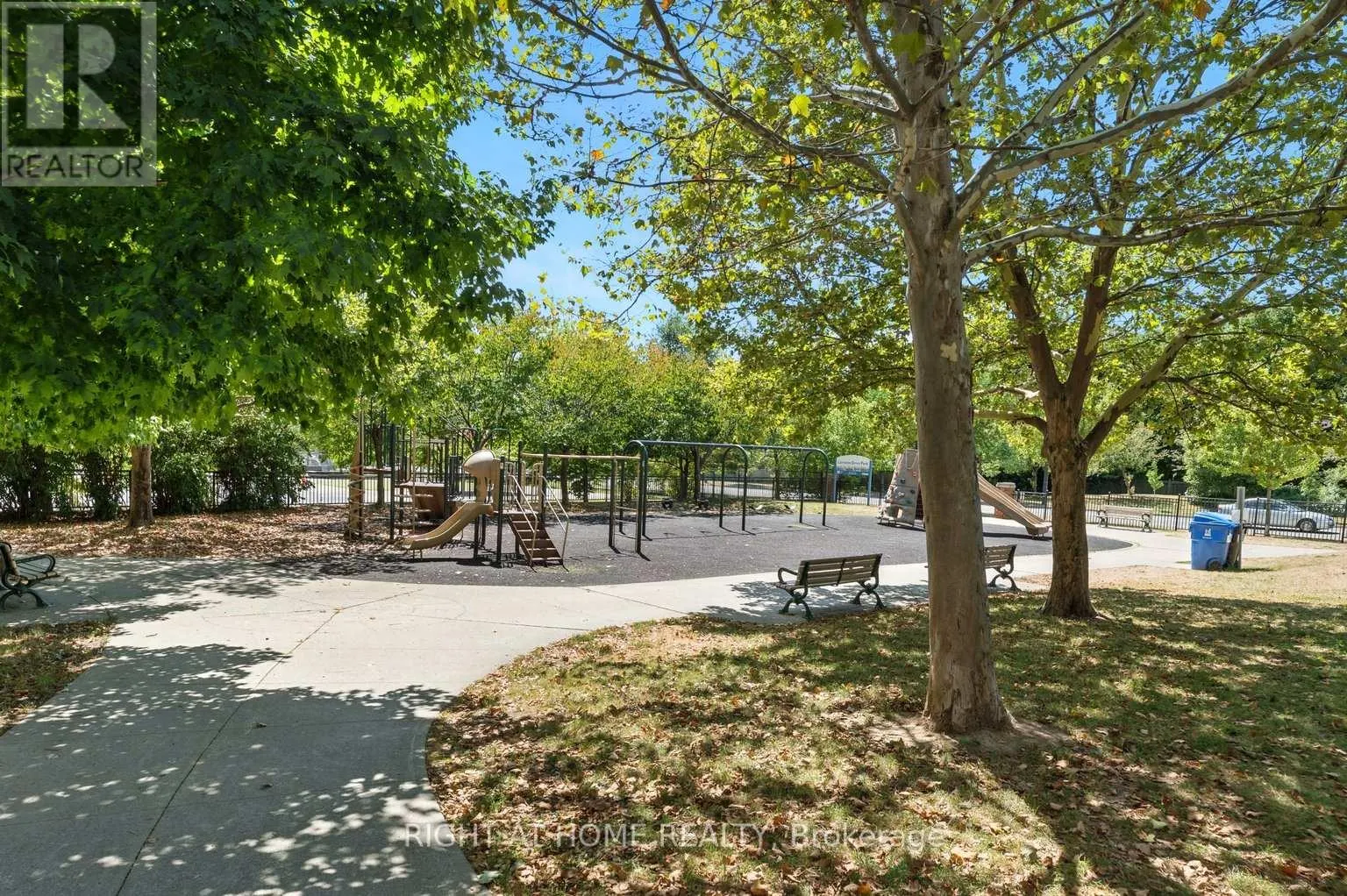 308 - 23 LORRAINE DRIVE