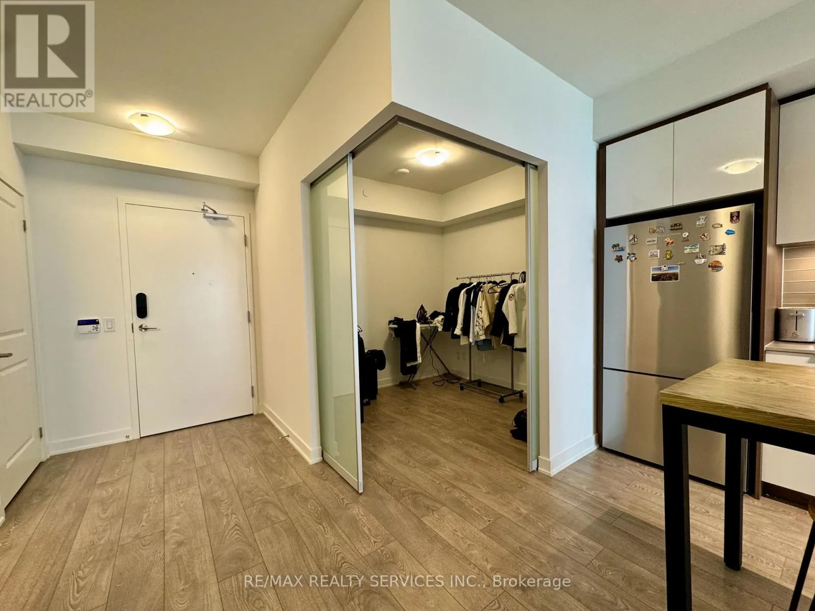 509 - 543 RICHMOND STREET W