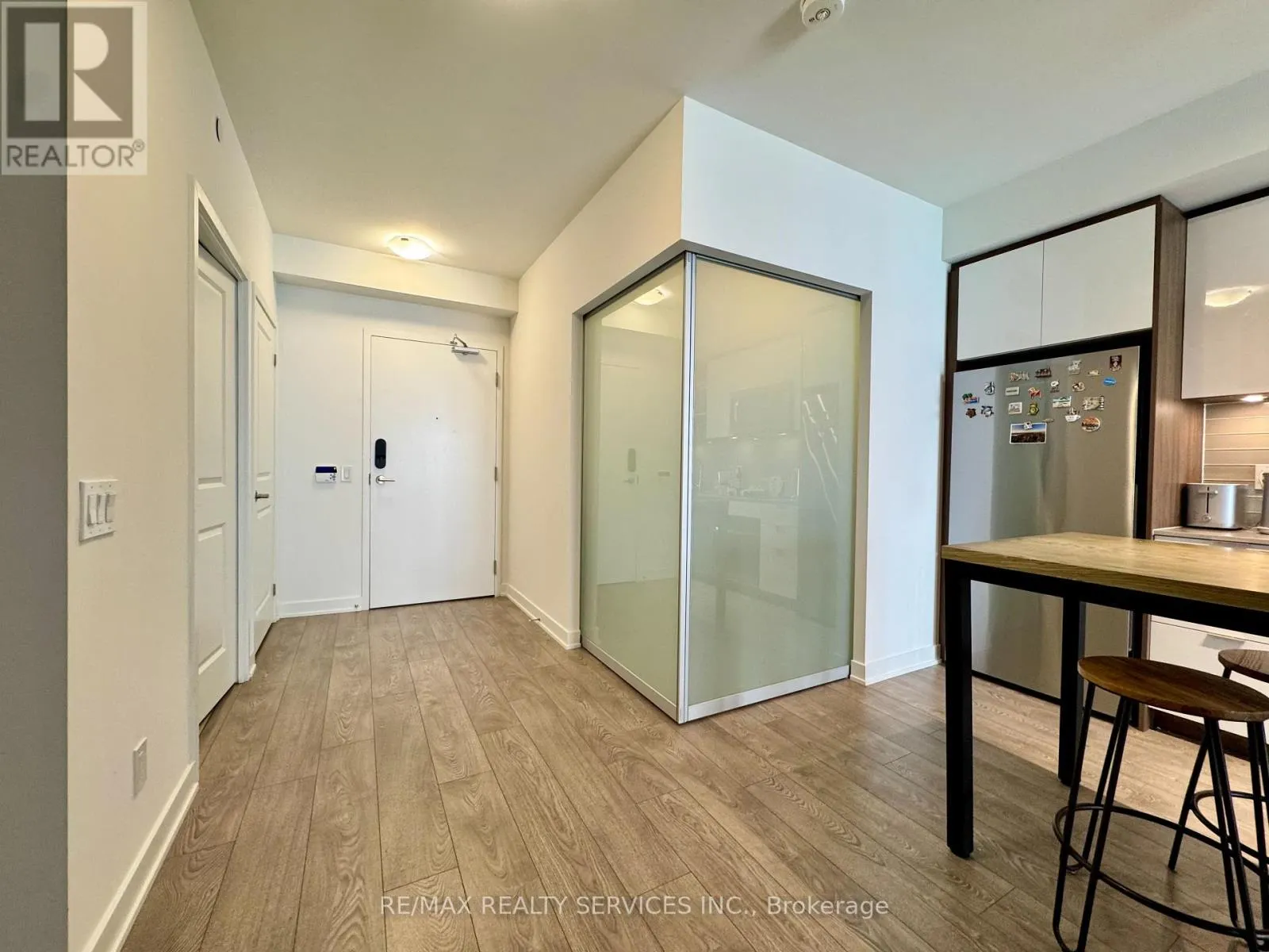 509 - 543 RICHMOND STREET W