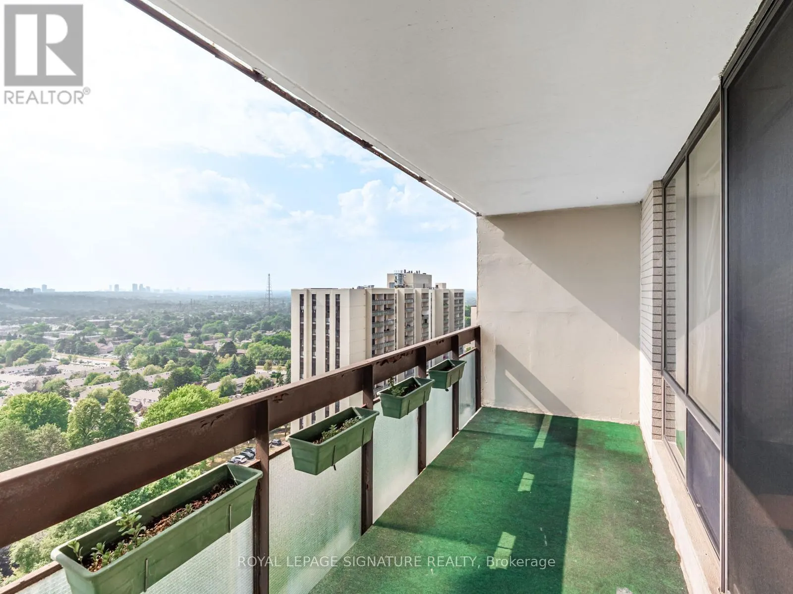 1709 - 350 SENECA HILL DRIVE
