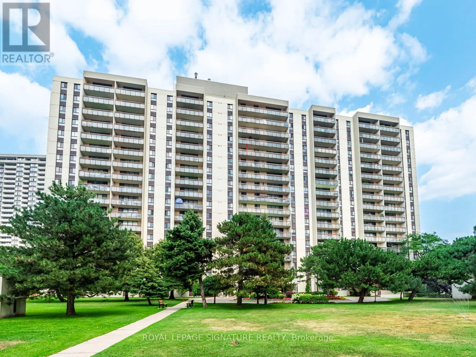 1709 - 350 SENECA HILL DRIVE