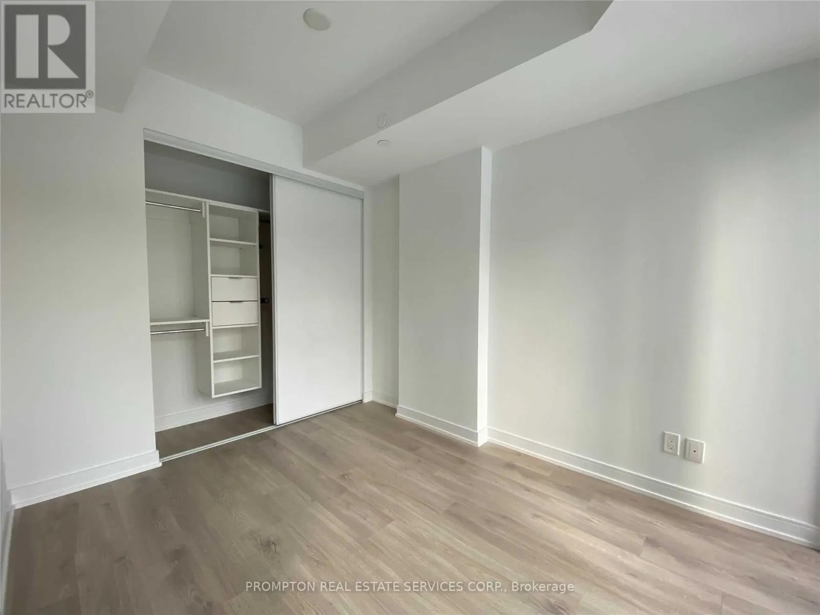 318 - 3 GLOUCESTER ST STREET