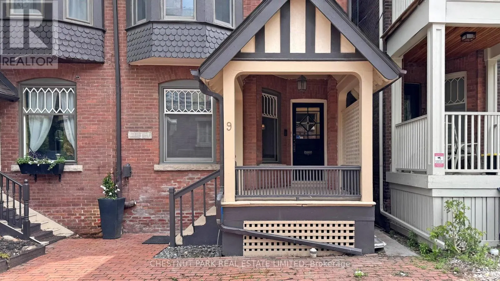 9 EDGEDALE ROAD