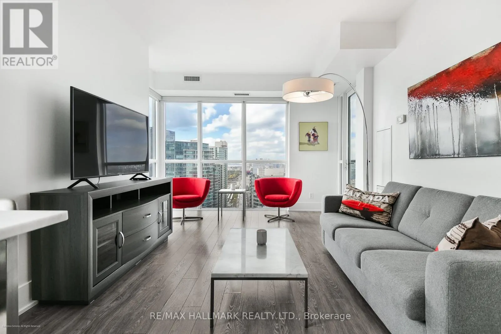2712 - 300 FRONT STREET W