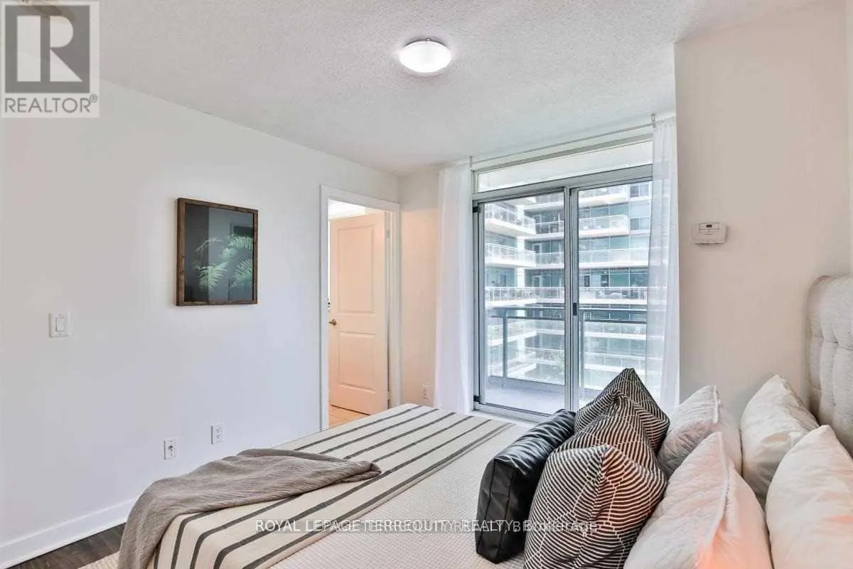 508 - 50 LYNN WILLIAMS STREET