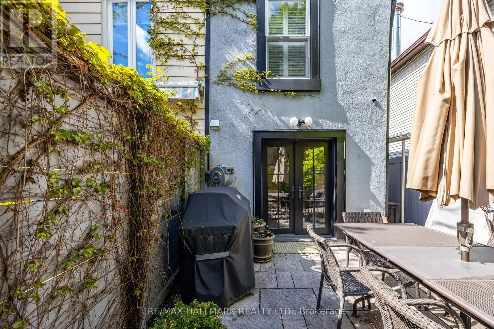 27 BISHOP STREET