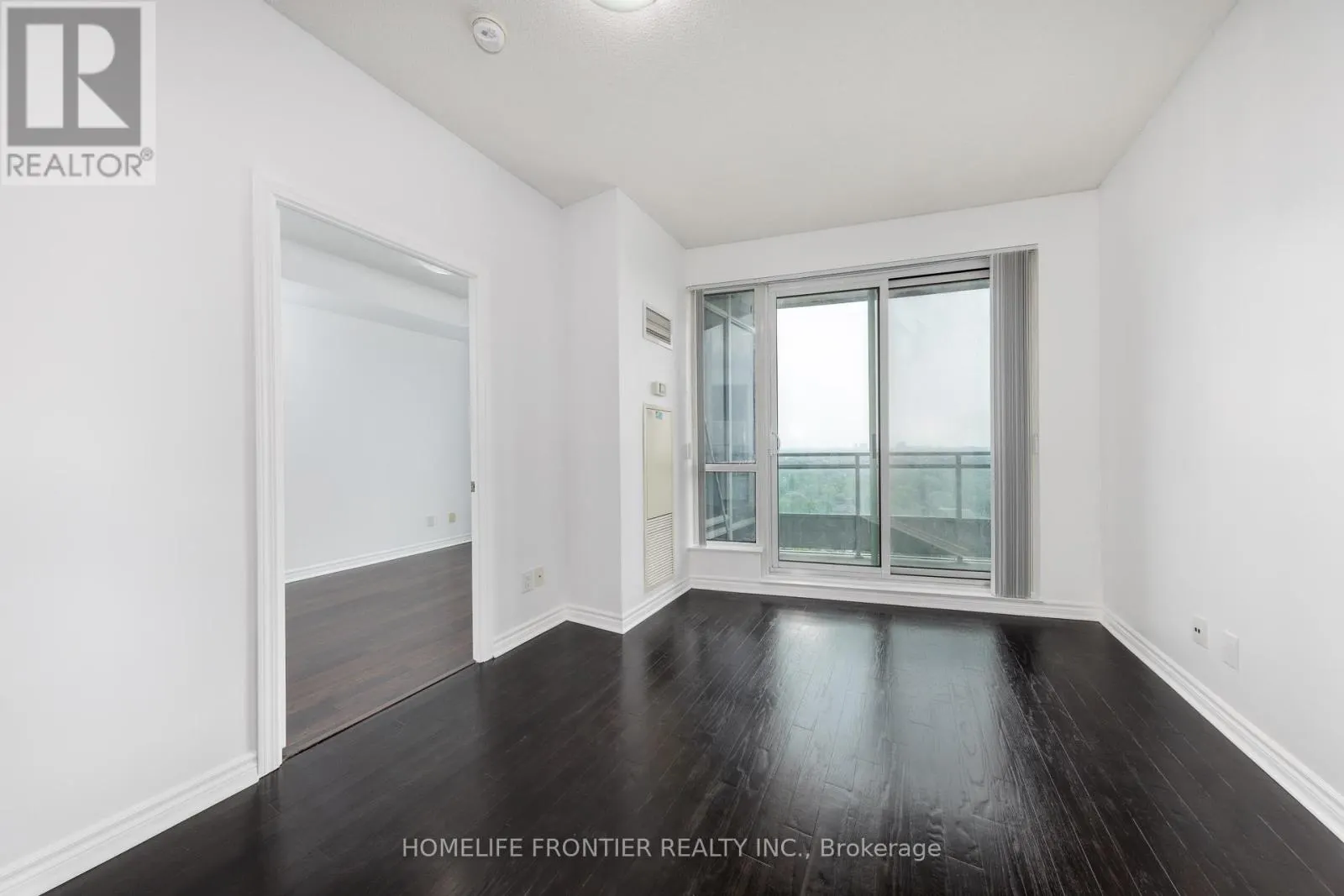 1712 - 18 HOLMES AVENUE