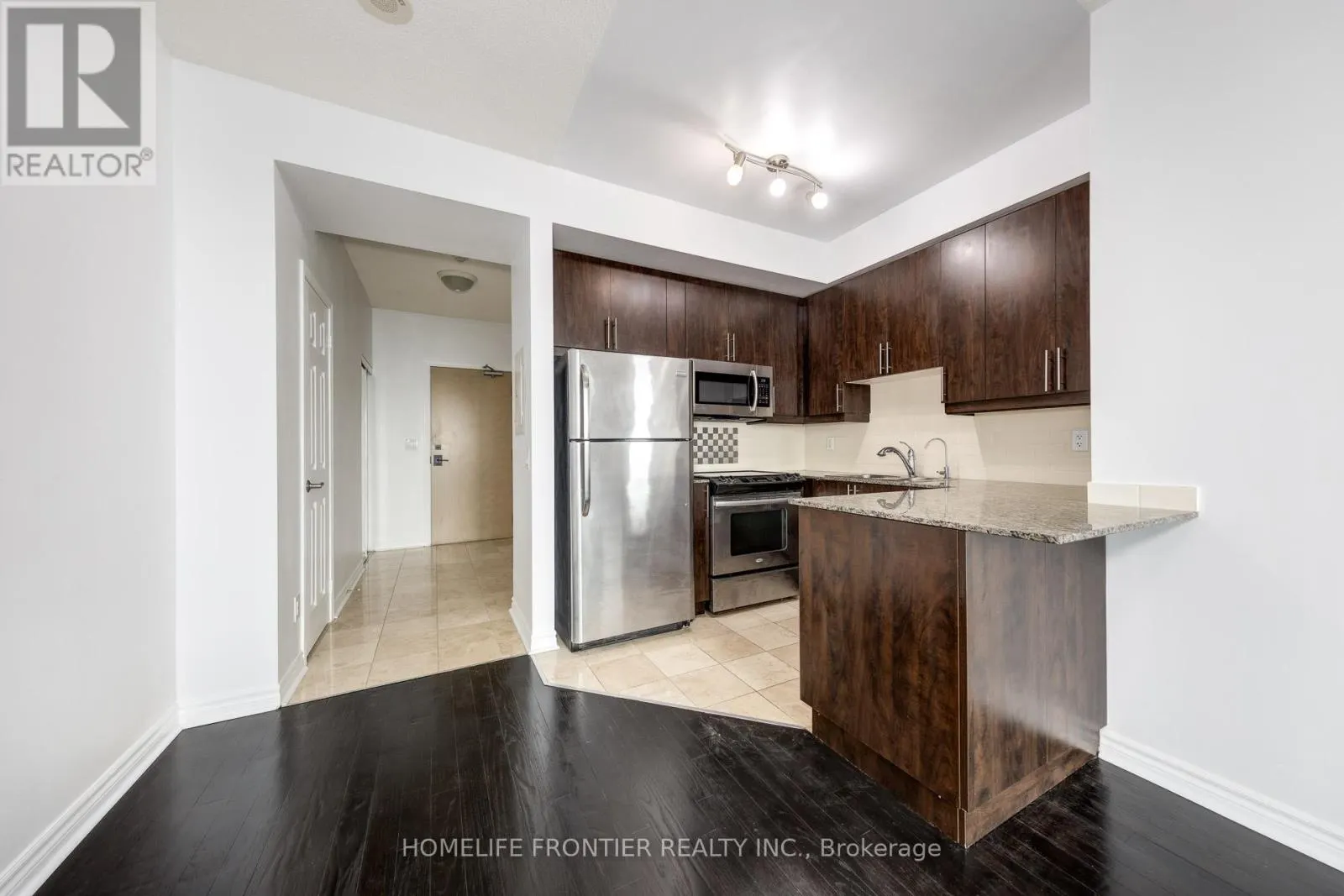 1712 - 18 HOLMES AVENUE