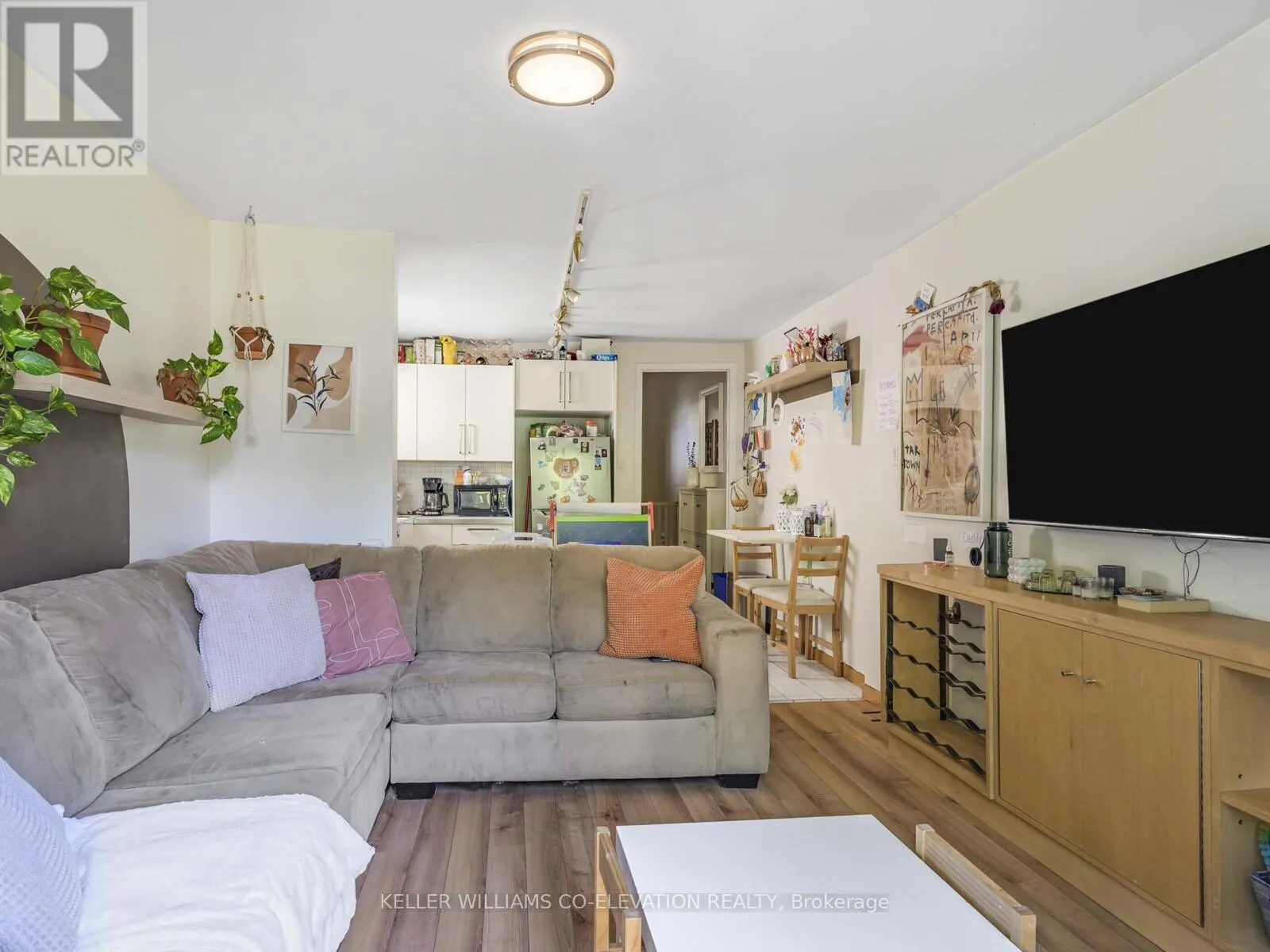 48 MASSEY STREET