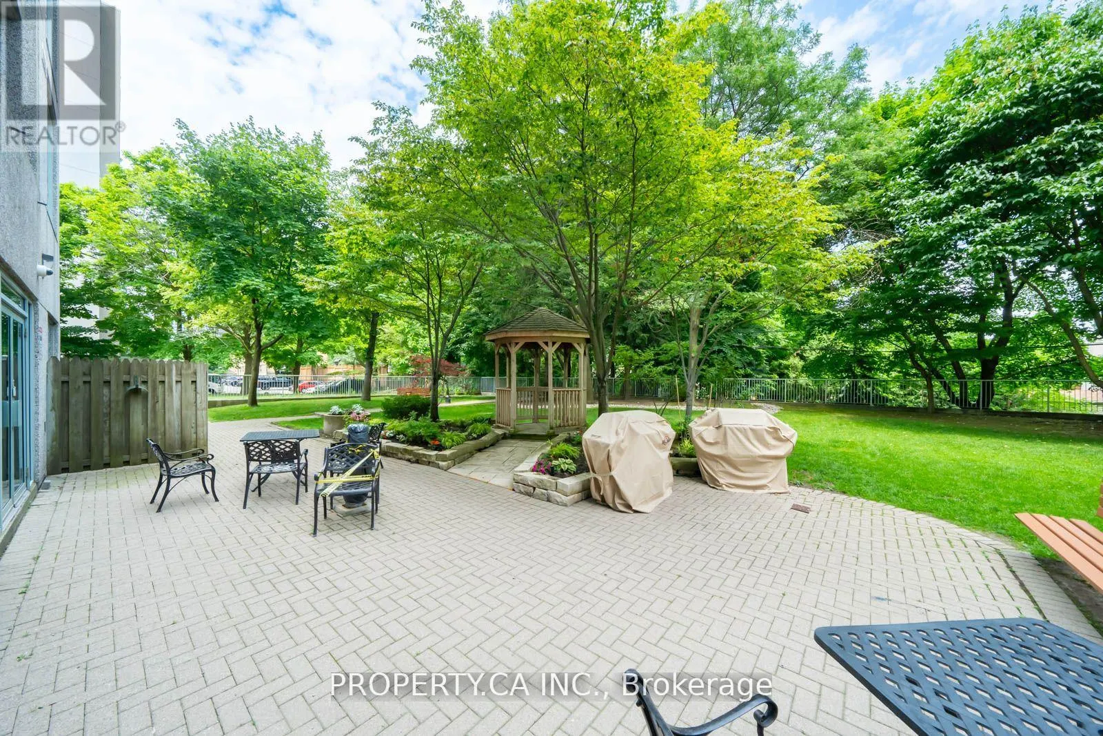 603 - 398 EGLINTON AVENUE E