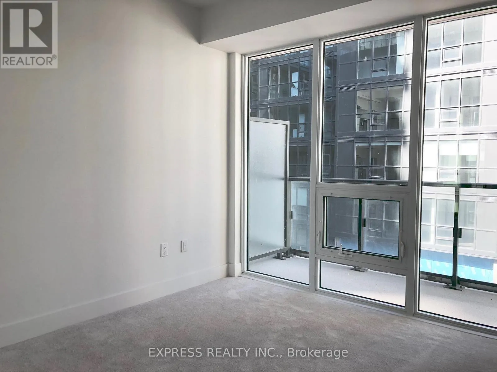 507 - 955 BAY STREET