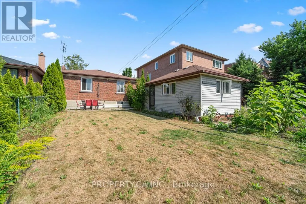 35 FARRELL AVENUE