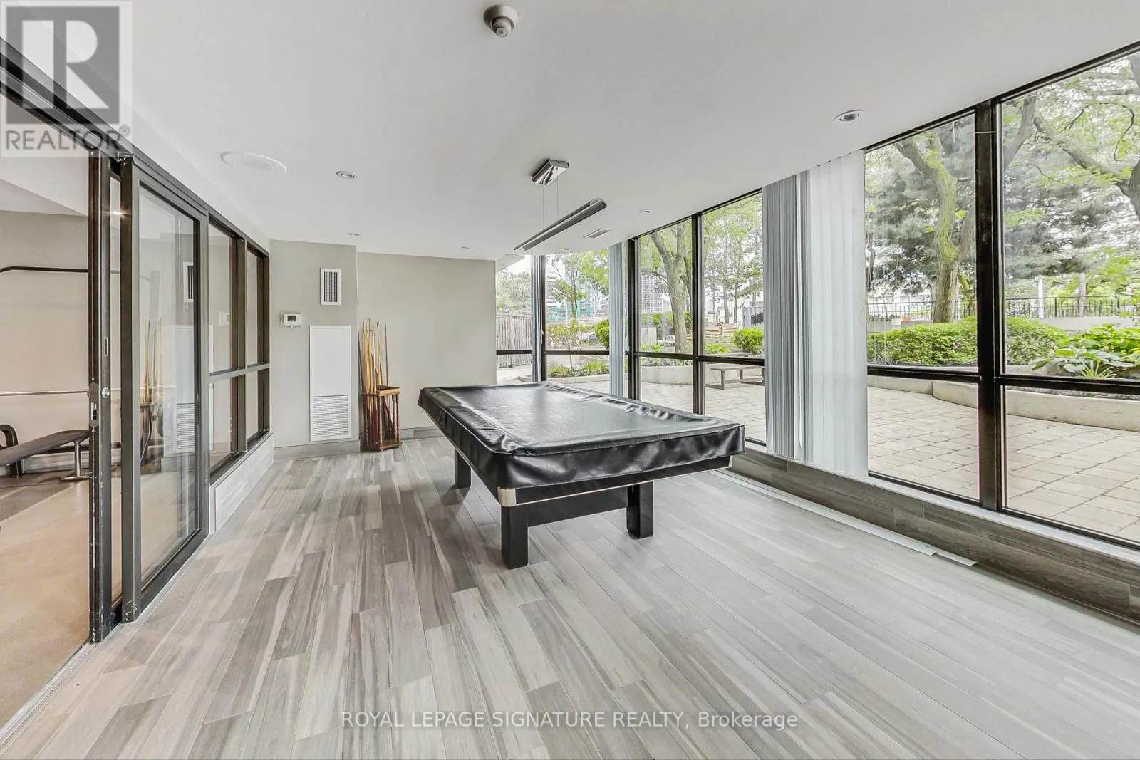 1208 - 33 ELMHURST AVENUE
