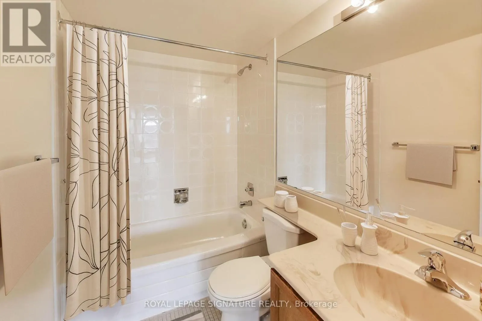 1208 - 33 ELMHURST AVENUE