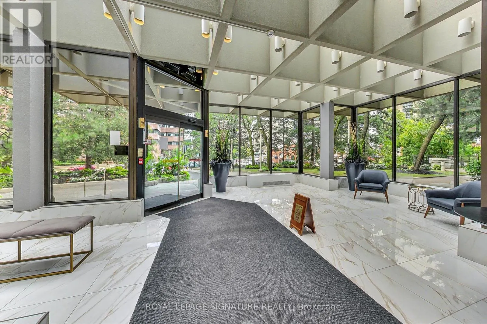 1208 - 33 ELMHURST AVENUE