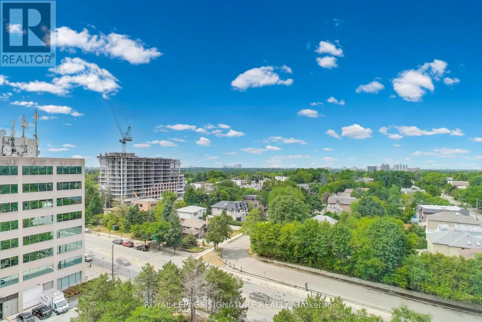 1208 - 33 ELMHURST AVENUE