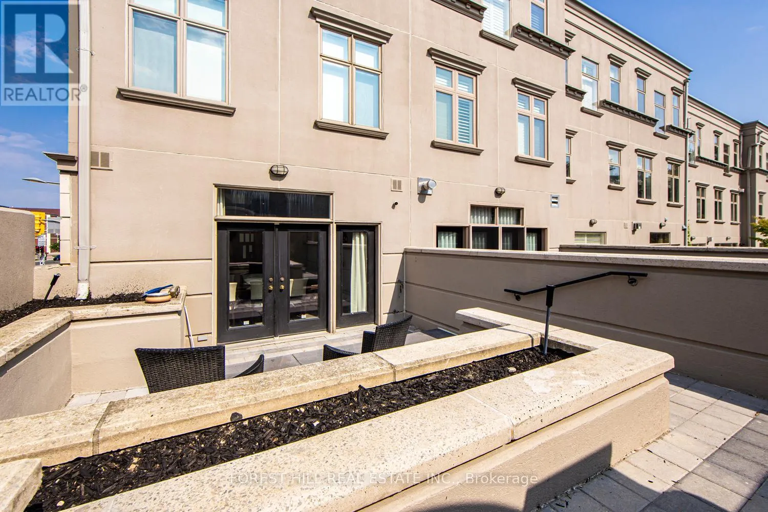 13 - 260 RUSSELL HILL ROAD
