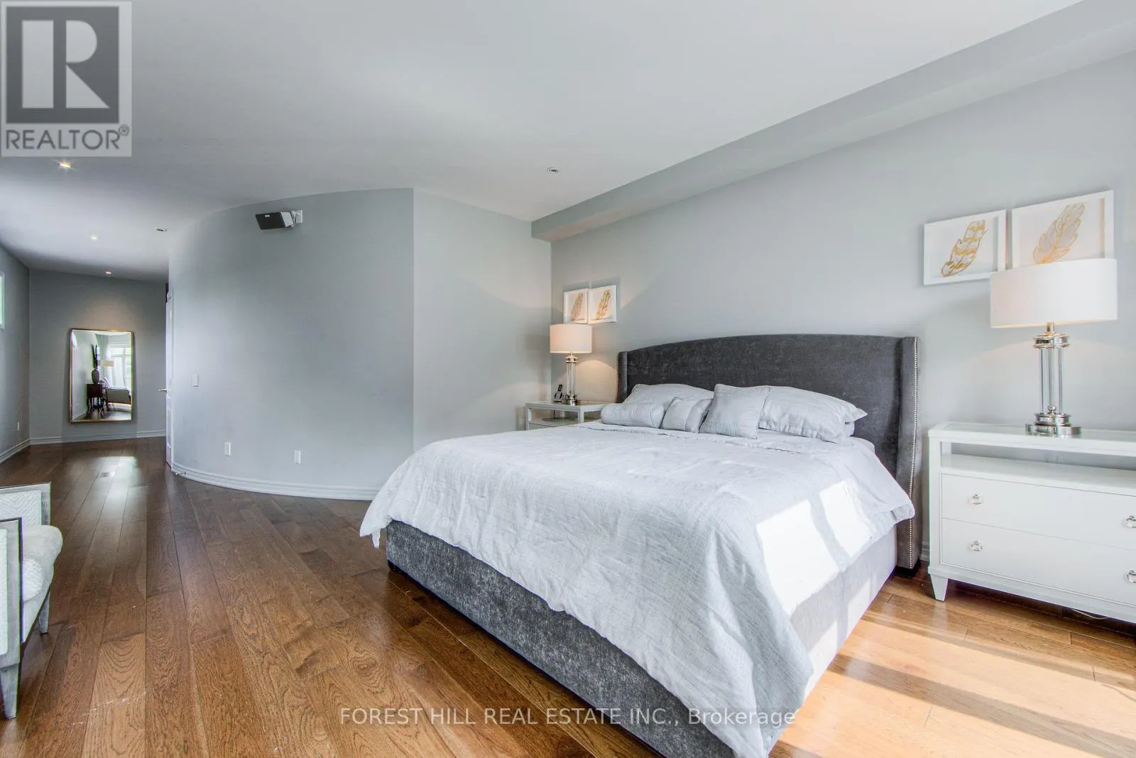 13 - 260 RUSSELL HILL ROAD