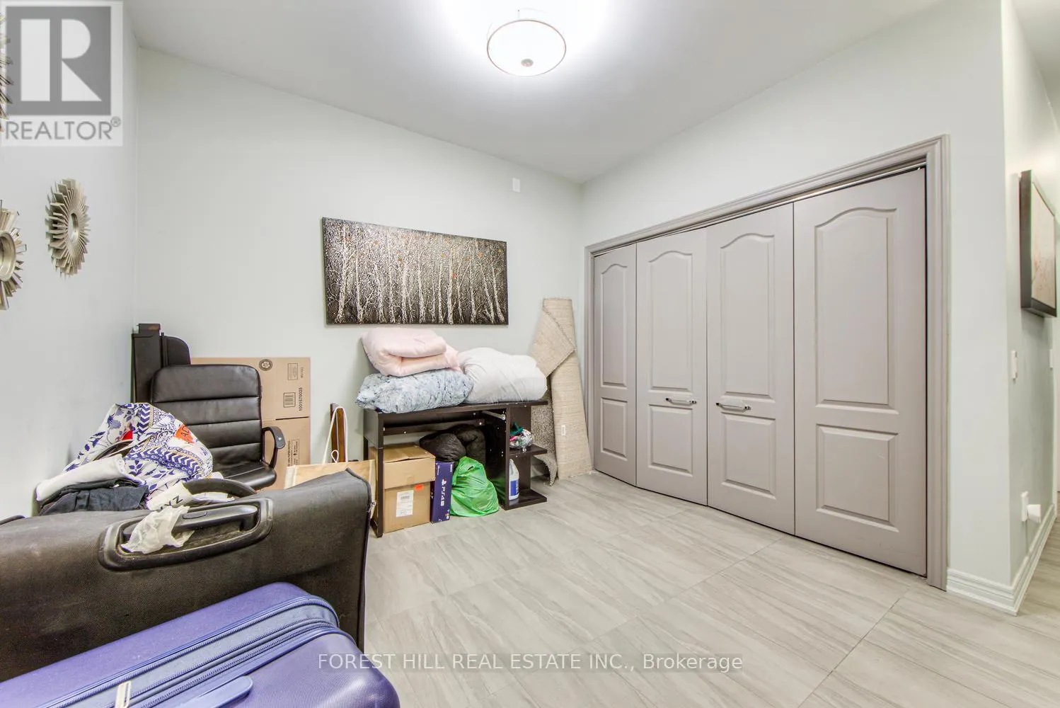 13 - 260 RUSSELL HILL ROAD