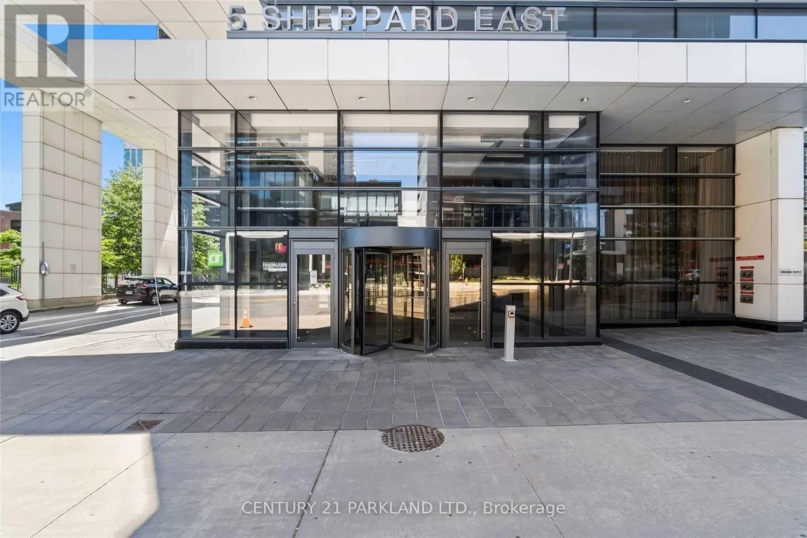 4423 - 5 SHEPPARD AVENUE E