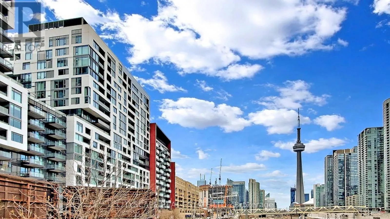 703W - 27 BATHURST STREET