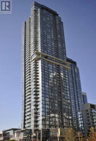 4215 - 11 BRUNEL COURT