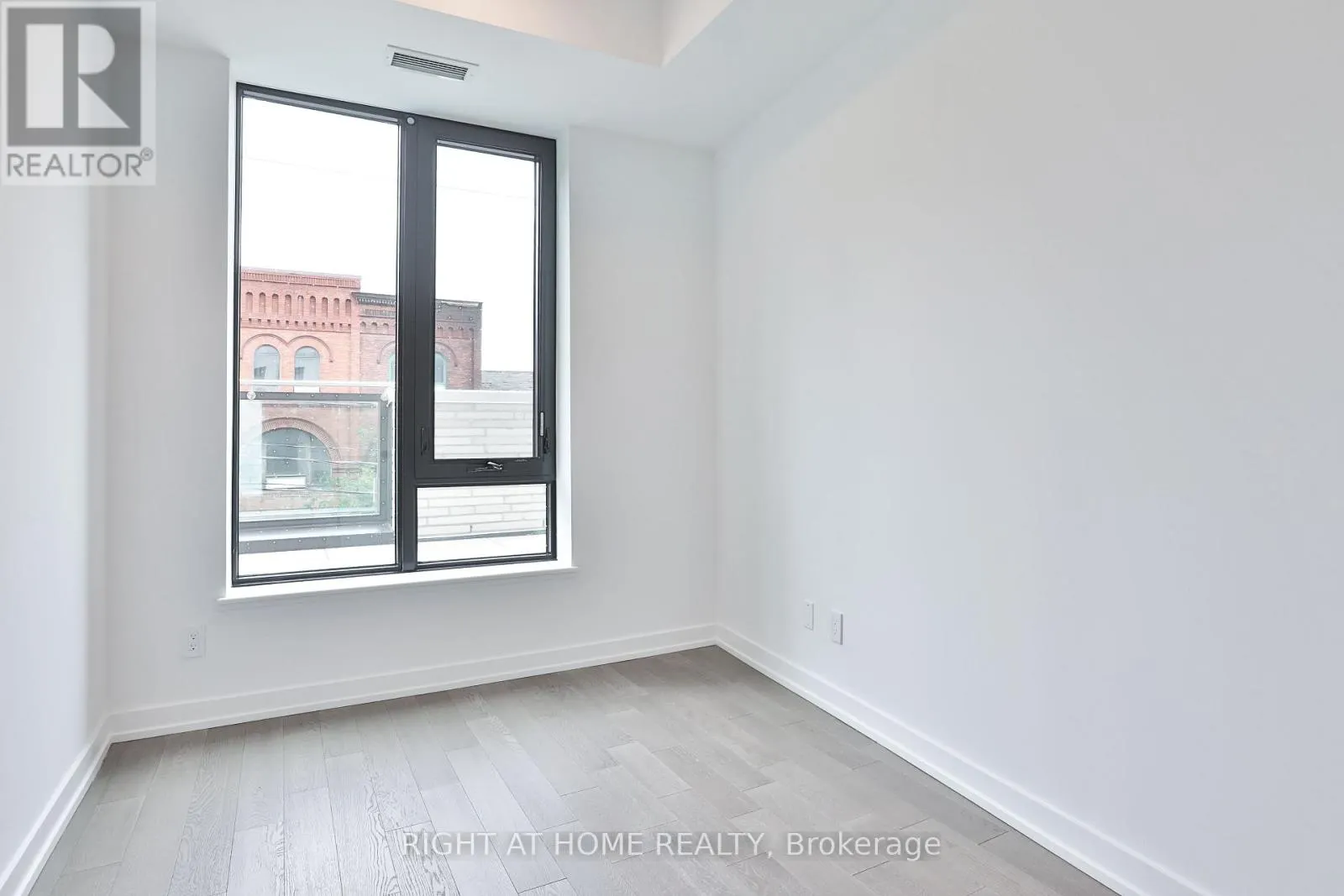 212 - 200 SUDBURY STREET