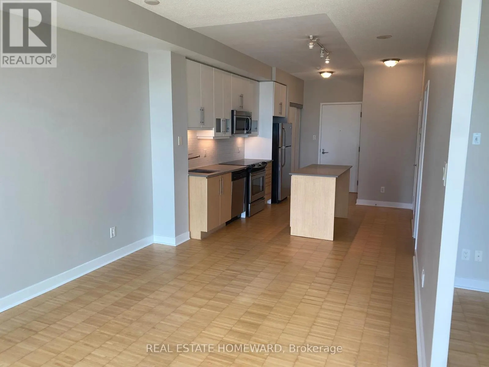 1206 - 1171 QUEEN STREET W