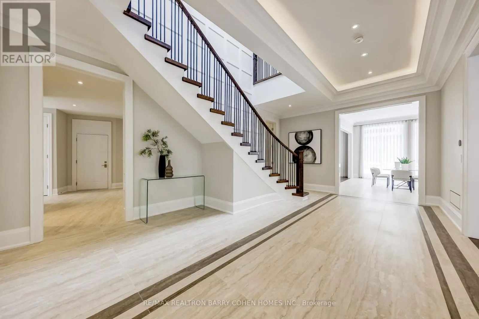 189 OLD YONGE STREET