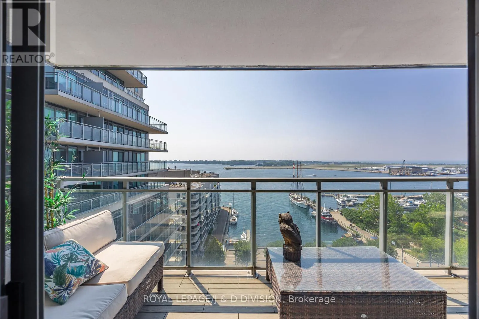 1203 - 410 QUEENS QUAY W