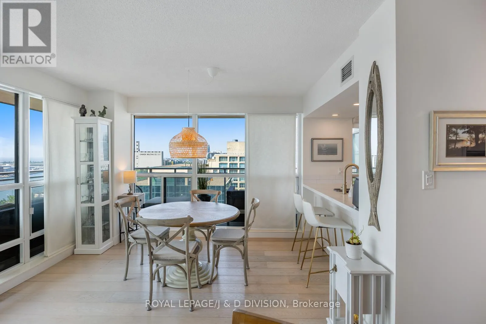 1203 - 410 QUEENS QUAY W