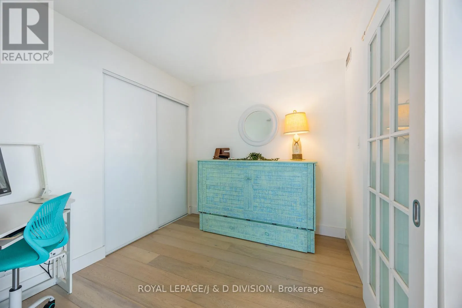 1203 - 410 QUEENS QUAY W