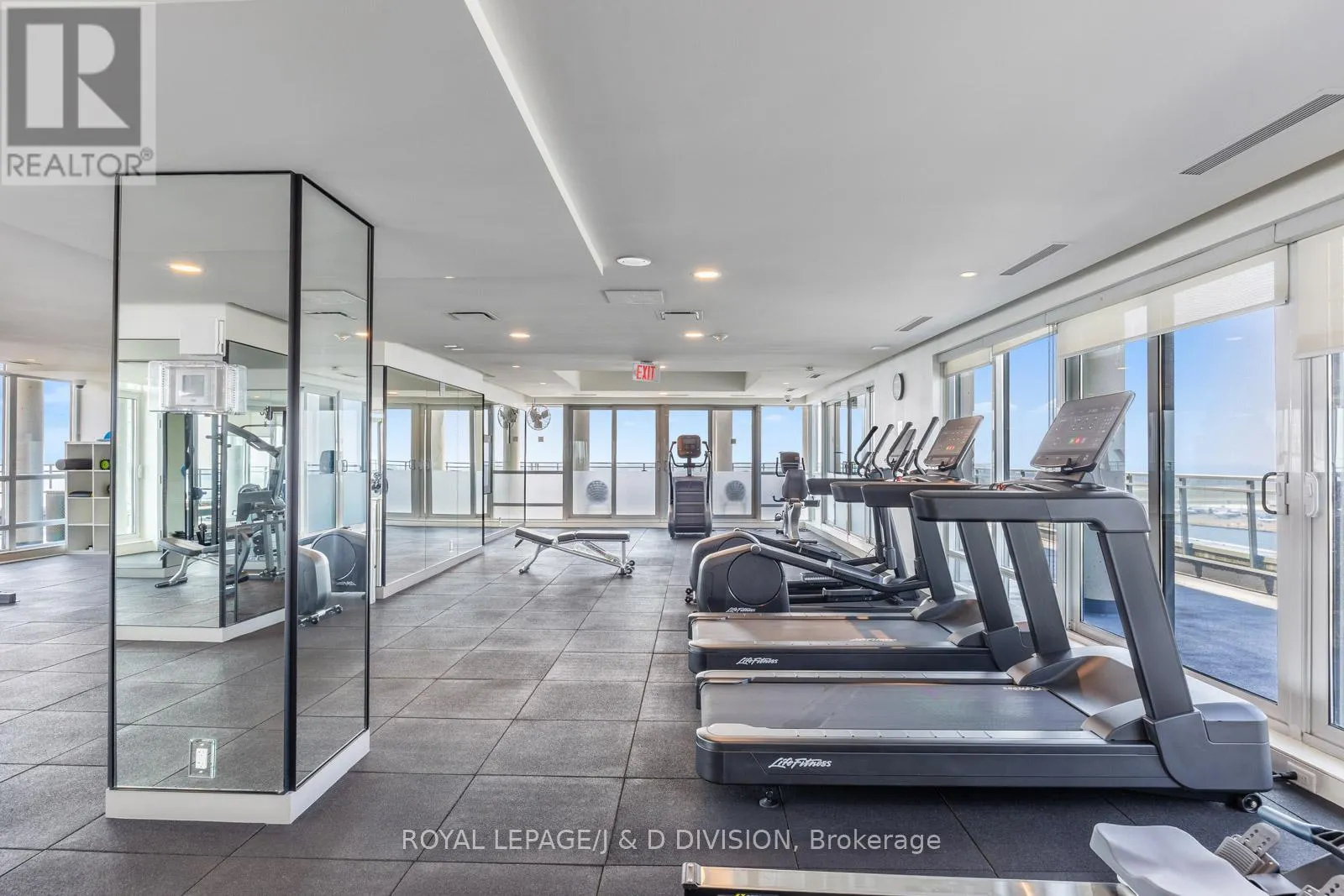 1203 - 410 QUEENS QUAY W