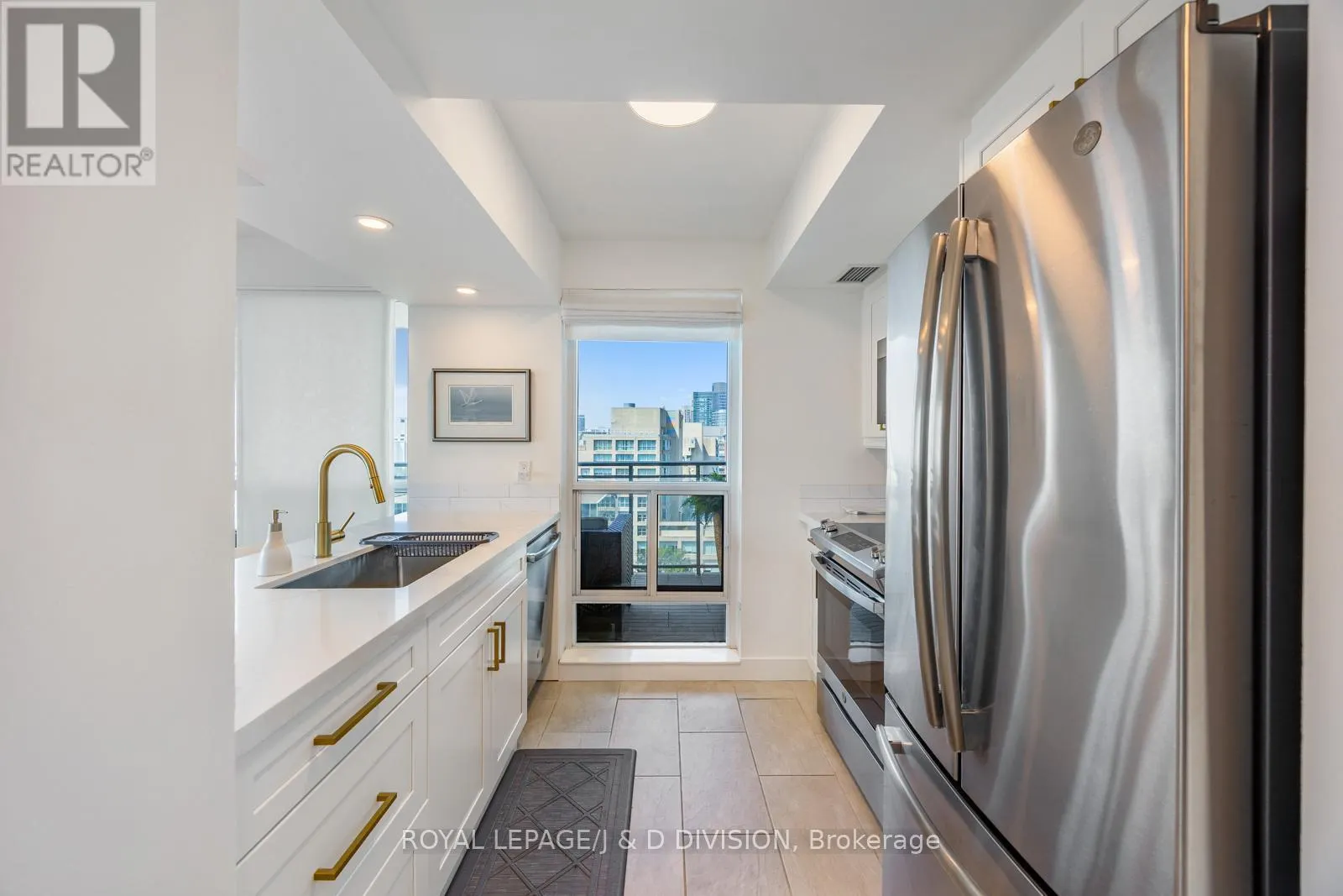 1203 - 410 QUEENS QUAY W