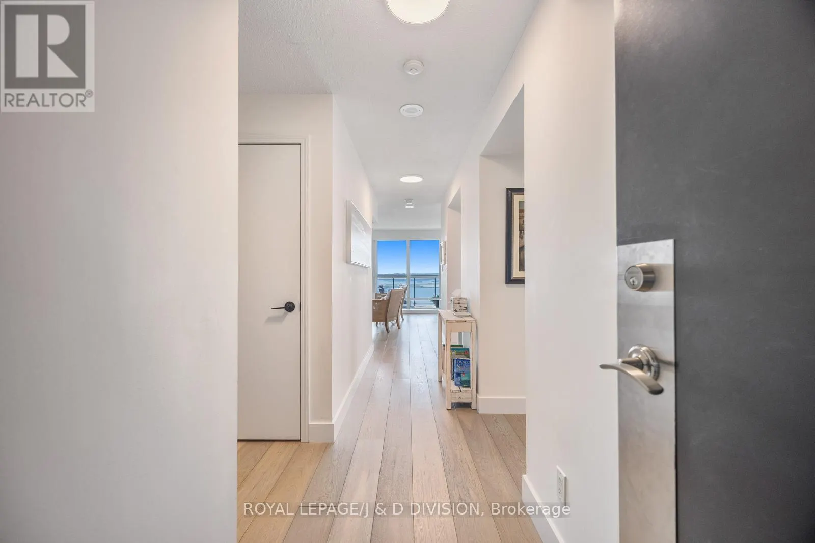 1203 - 410 QUEENS QUAY W