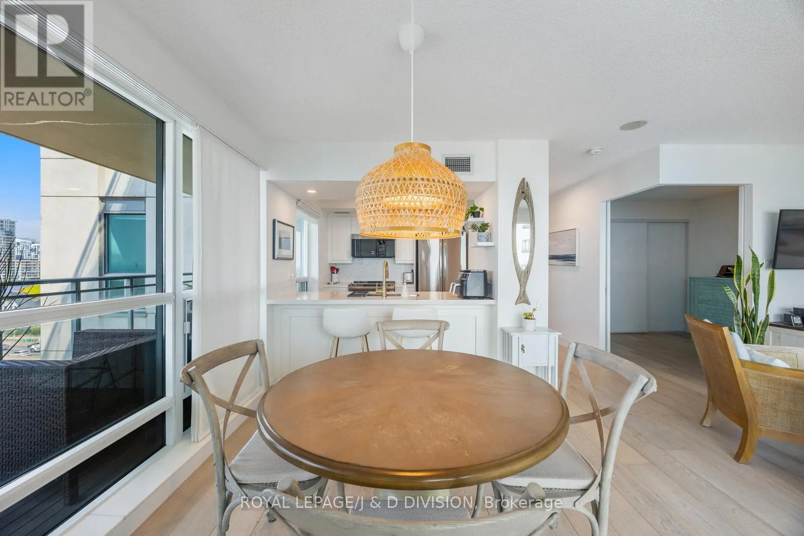 1203 - 410 QUEENS QUAY W
