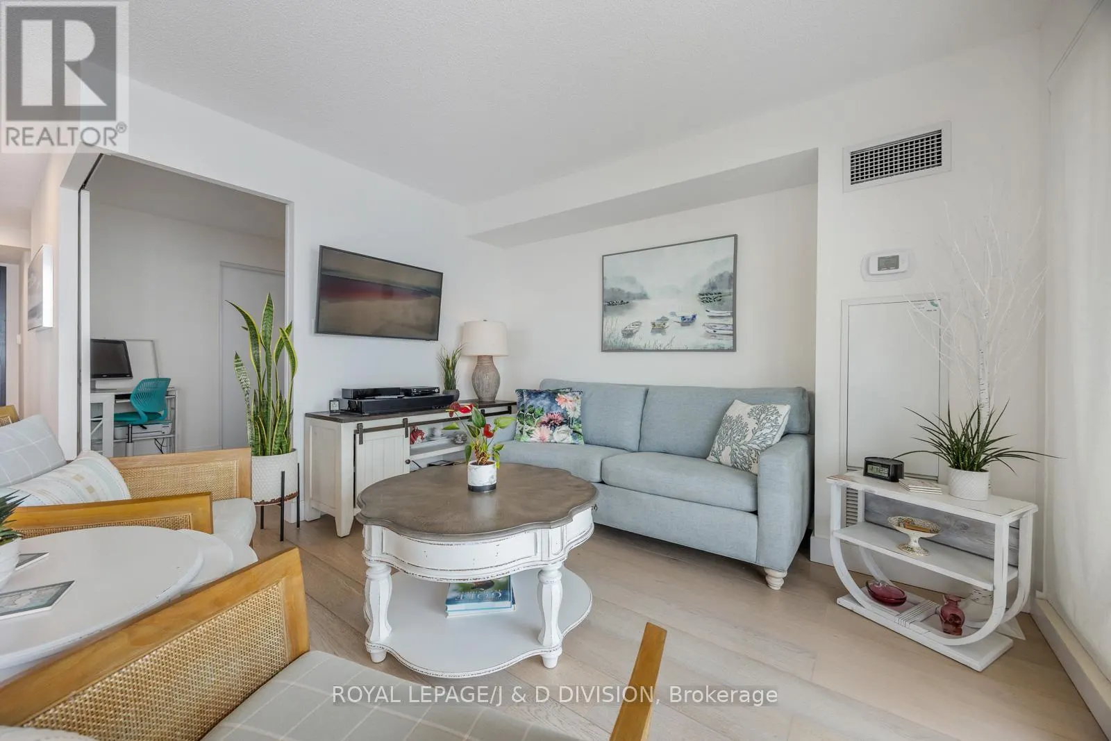 1203 - 410 QUEENS QUAY W