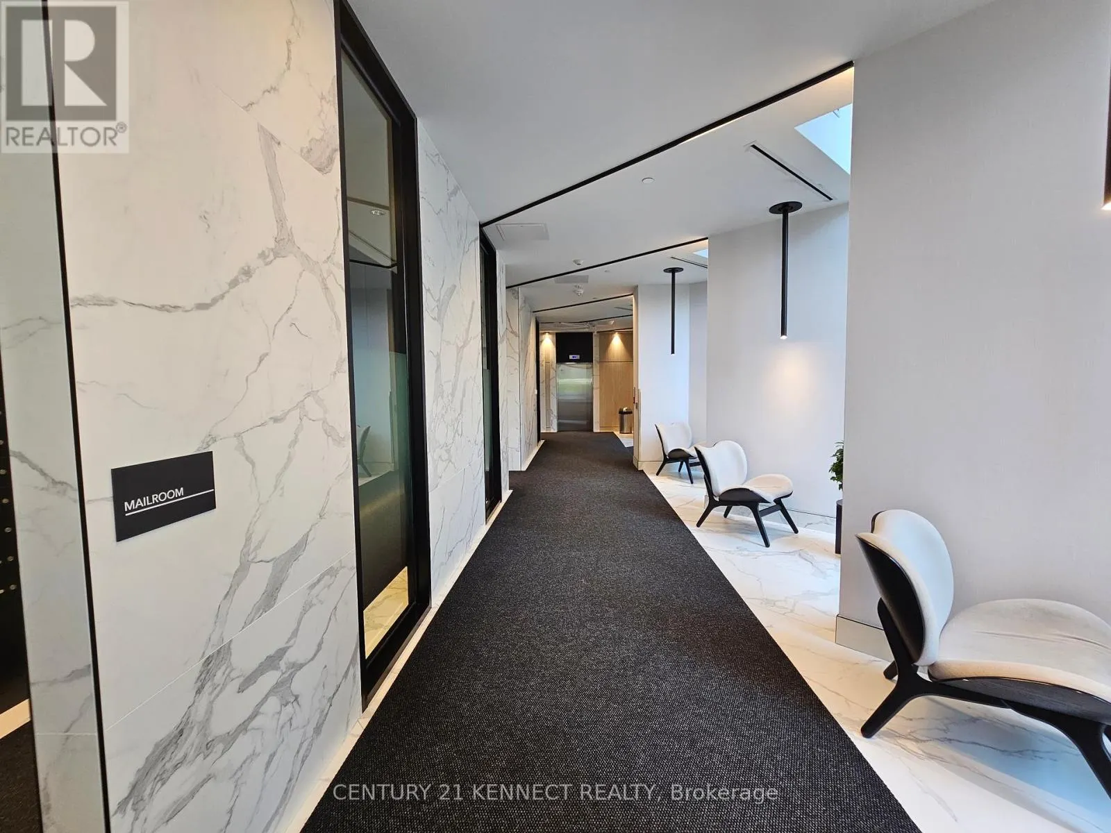 316 - 30 TRETTI WAY